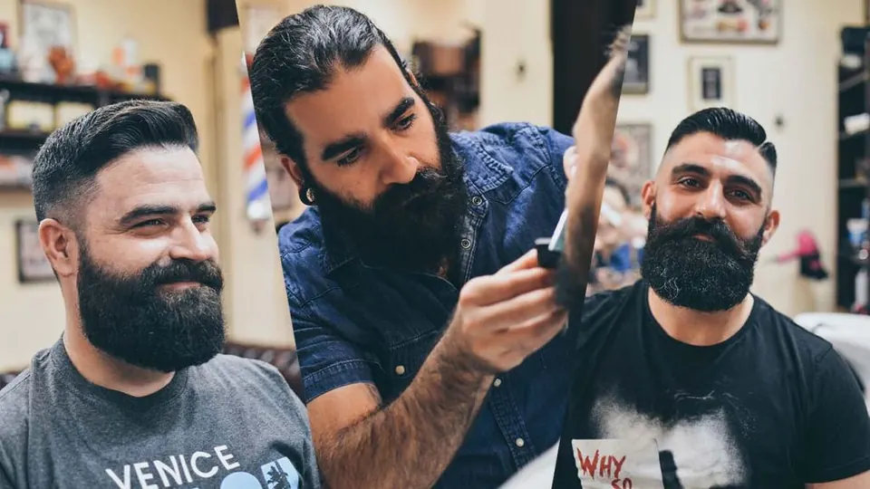 Interior de la barbería Barbers Crew en la calle Manuela Malasaña